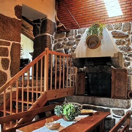 בית חווה Casa Do Forno Valezim